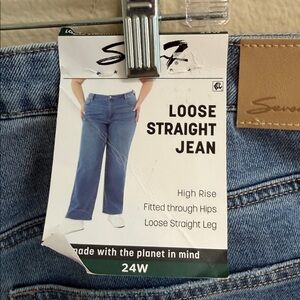 NWT Size 24W, Seven7 Loose Straight Jean